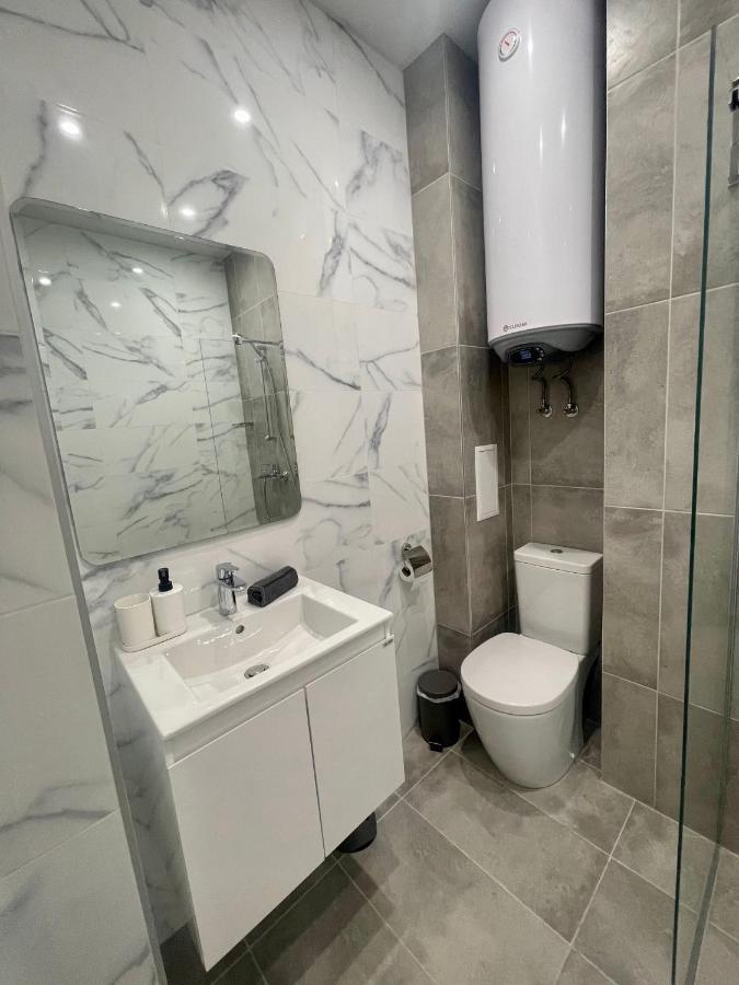 Vanquish Central Apartment Varna Luaran gambar