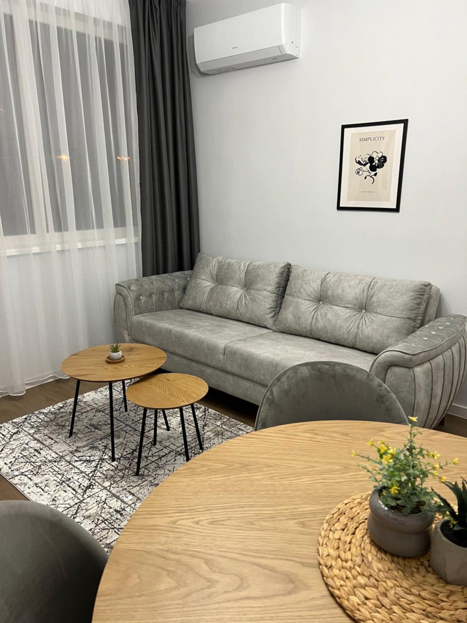 Vanquish Central Apartment Varna Luaran gambar