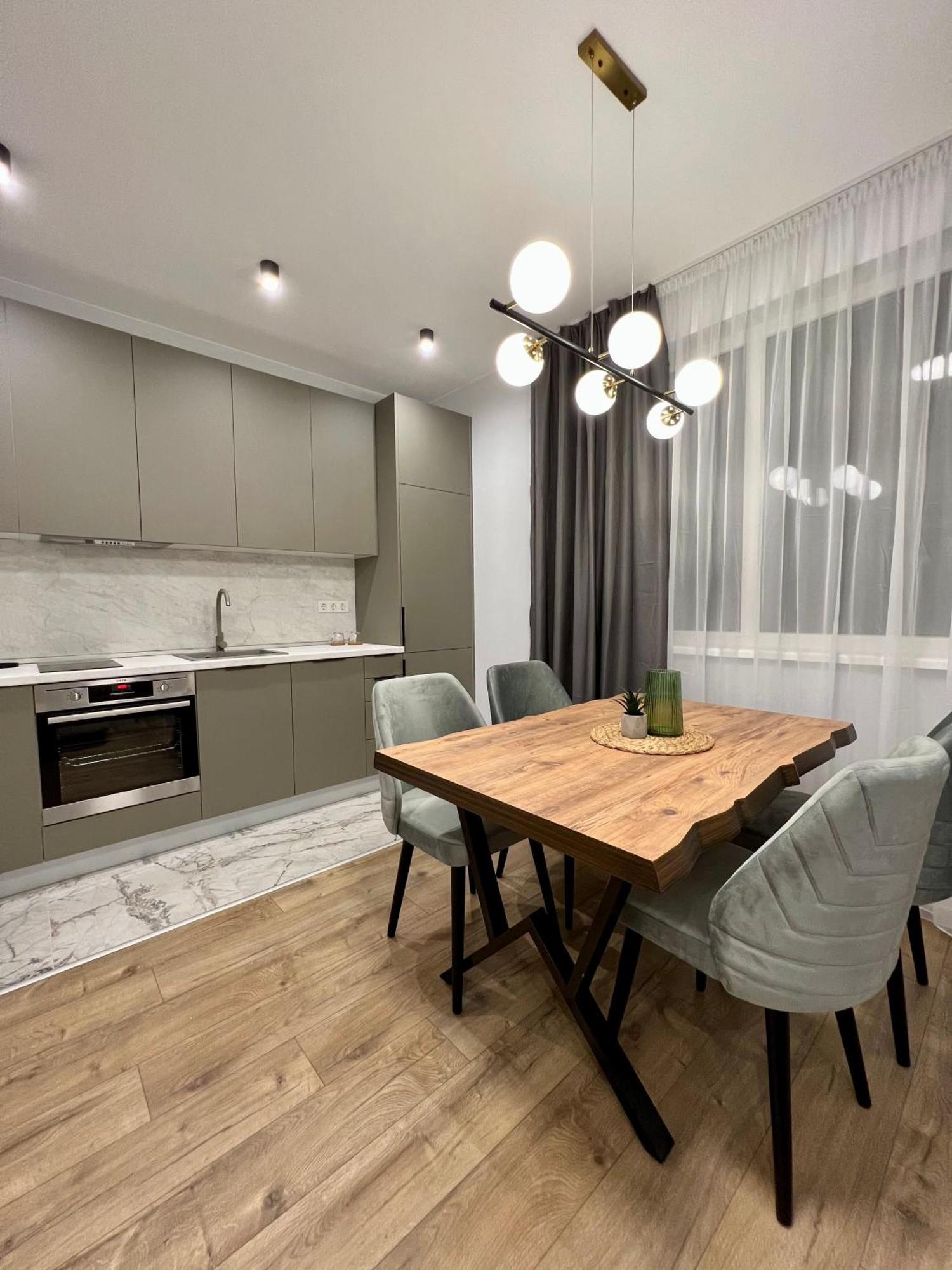 Vanquish Central Apartment Varna Luaran gambar