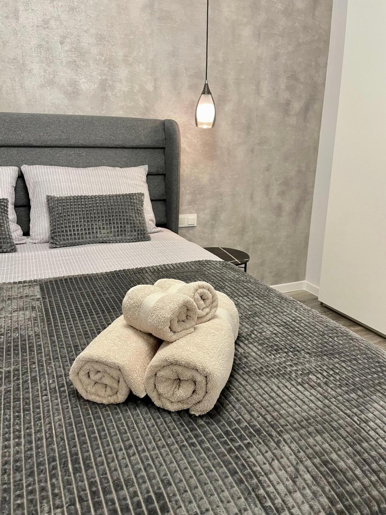 Vanquish Central Apartment Varna Luaran gambar