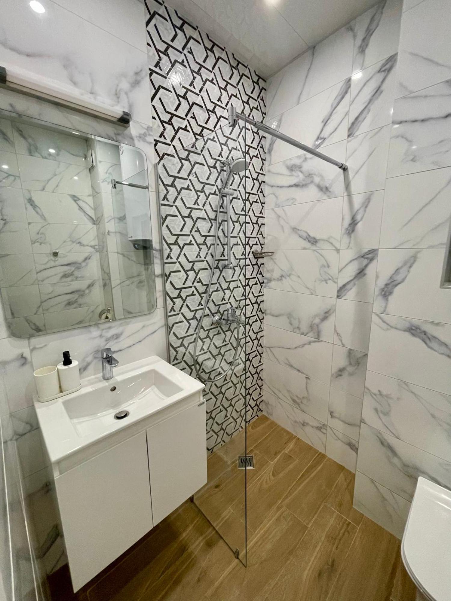Vanquish Central Apartment Varna Luaran gambar