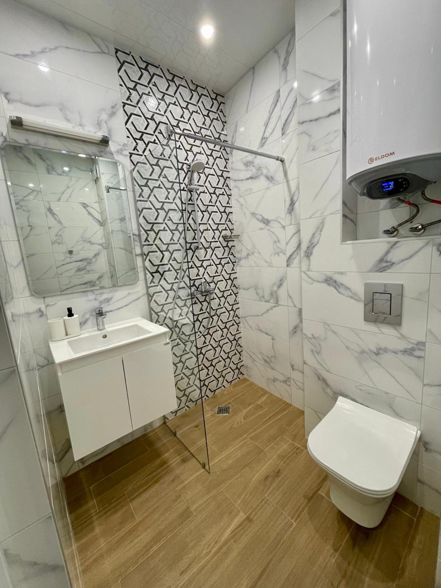 Vanquish Central Apartment Varna Luaran gambar